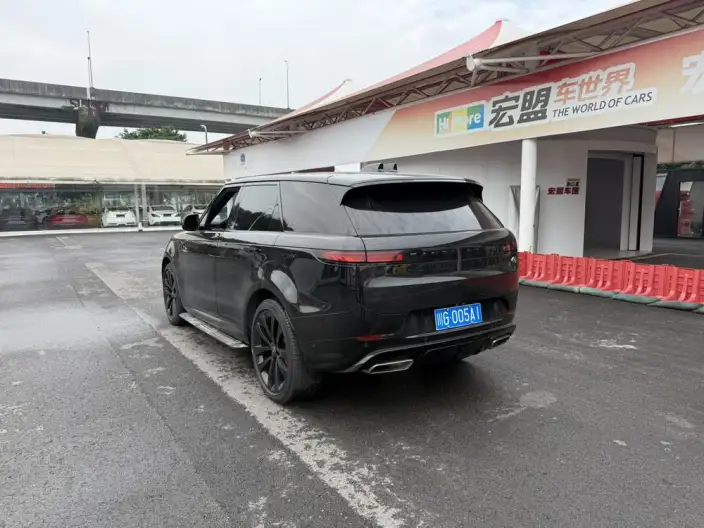 Range Rover Sport 2025 Model 400PS DYNAMIC HSE – фото 4
