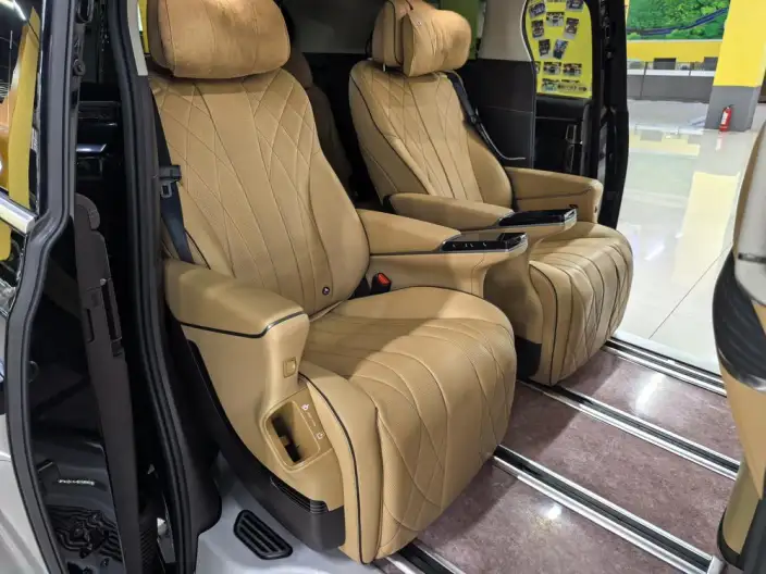 DENZA D9 DM 2024 Model 980 4WD Zunrong Model – фото 17