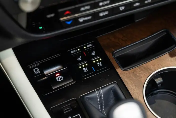 Lexus RX 2020 Model Facelift 300 4WD Deluxe Edition – фото 17