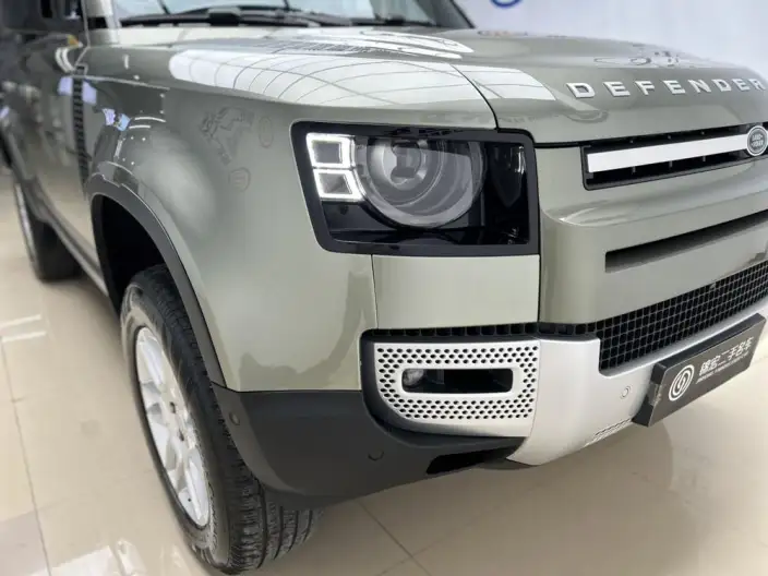 Land Rover Defender 2020 Model 110 P400 SE – фото 10