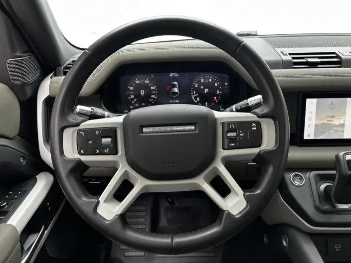 Land Rover Defender 2020 Model 110 P400 SE – фото 14