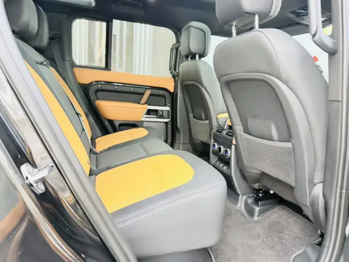 Land Rover Defender 2024 Model 110 3.0T P400 X-Dynamic HSE – фото 24