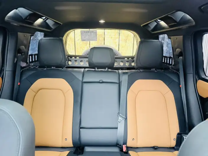 Land Rover Defender 2024 Model 110 3.0T P400 X-Dynamic HSE – фото 28