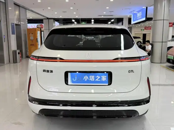 Avatr 07 L 2027 Model Max+ EV Edition – фото 5