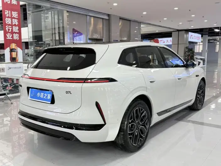 Avatr 07 L 2027 Model Max+ EV Edition – фото 6