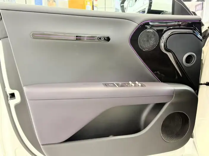 Avatr 07 L 2027 Model Max+ EV Edition – фото 9