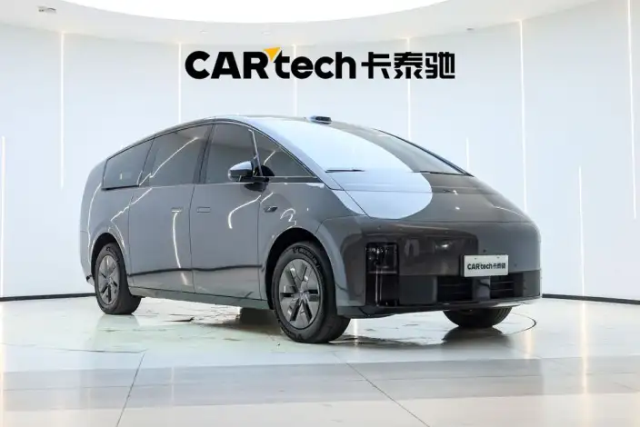 Li Auto MEGA 2025 Model Home Family Special Edition – фото 3