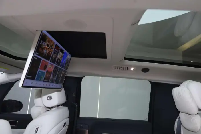 Li Auto MEGA 2025 Model Home Family Special Edition – фото 10