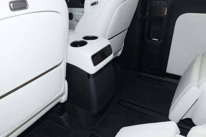 Li Auto MEGA 2025 Model Home Family Special Edition – фото 29