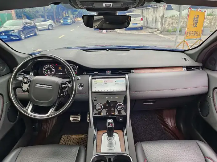 Land Rover Discovery Sport 2020 Model 249PS R-Dynamic S Performance version 5 seat – фото 7