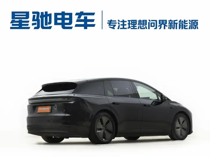 Li Auto i6 2025 Model 2WD Standard Edition – фото 5