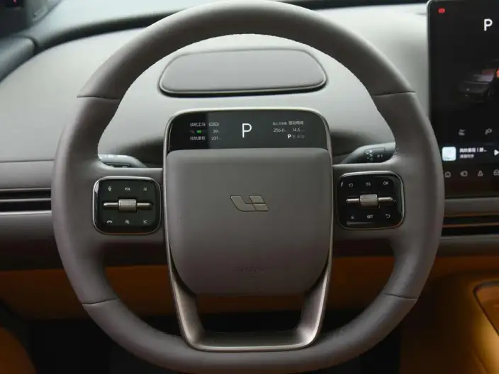 Li Auto i6 2025 Model 2WD Standard Edition – фото 12