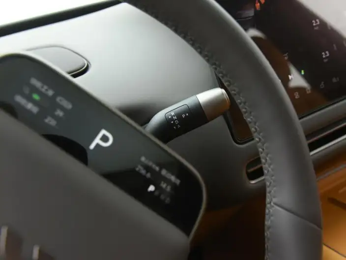 Li Auto i6 2025 Model 2WD Standard Edition – фото 14