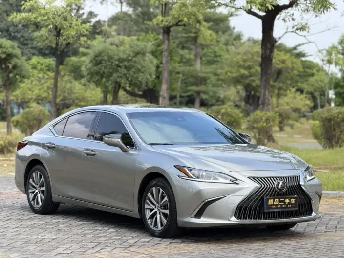 Lexus ES 2020 Model 200 Superior Edition China VI – фото 3
