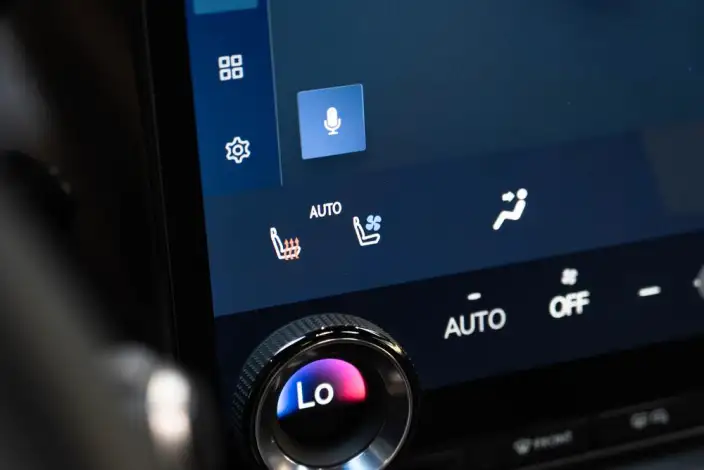 Lexus ES 2025 Model 300h Premium – фото 8