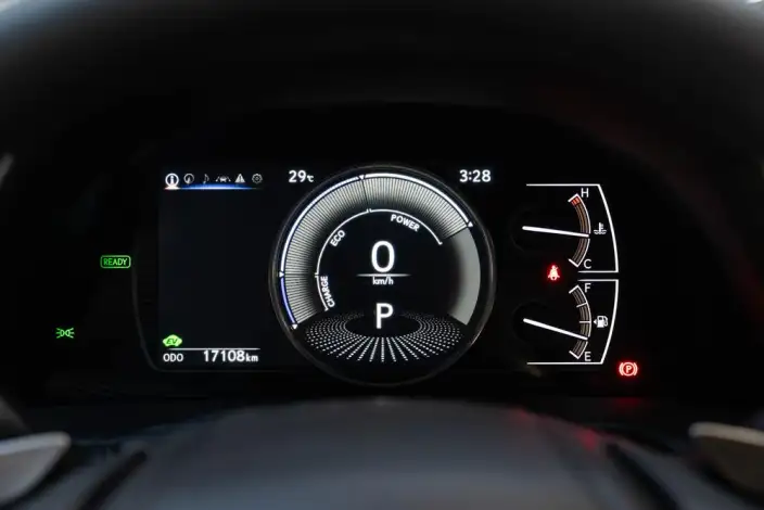 Lexus ES 2025 Model 300h Premium – фото 13