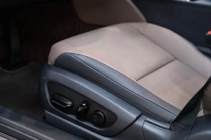 Lexus ES 2025 Model 300h Premium – фото 22