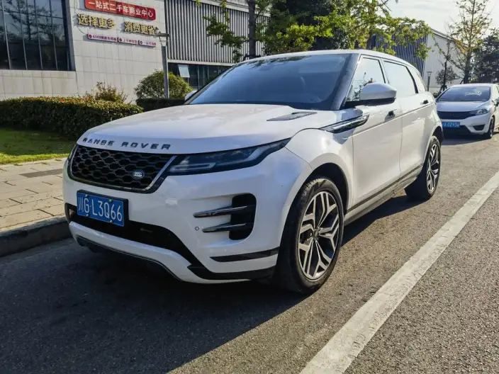 Range Rover Evoque 2023 Model Aurora L 249PS R-Dynamic Deluxe Edition – фото 1