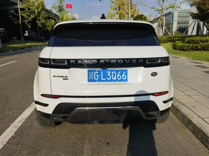 Range Rover Evoque 2023 Model Aurora L 249PS R-Dynamic Deluxe Edition – фото 3