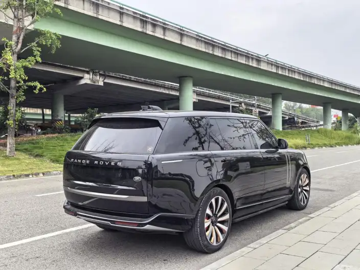 Range Rover 2024 Model 3.0 L6 400PS Shengshi Extended Edition – фото 4