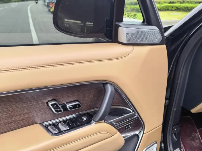 Range Rover 2024 Model 3.0 L6 400PS Shengshi Extended Edition – фото 12