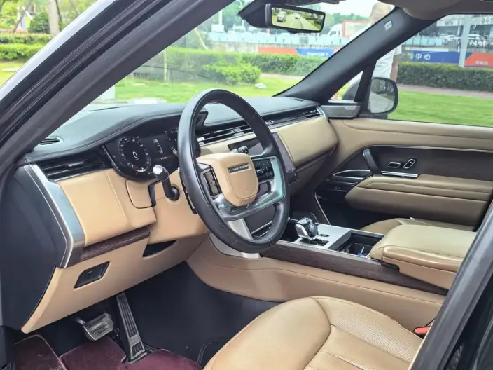 Range Rover 2024 Model 3.0 L6 400PS Shengshi Extended Edition – фото 15