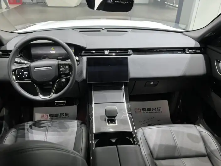 Range Rover Velar 2024 Model Dynamic SE – фото 13