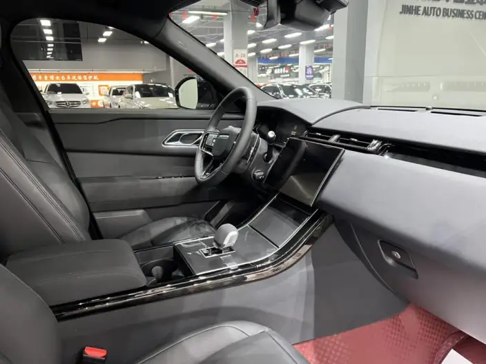 Range Rover Velar 2024 Model Dynamic SE – фото 15