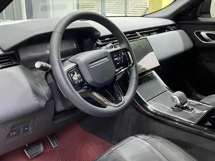 Range Rover Velar 2024 Model Dynamic SE – фото 16