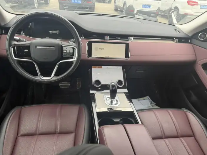 Range Rover Evoque 2023 Model Aurora L 249PS R-Dynamic Deluxe Edition – фото 7