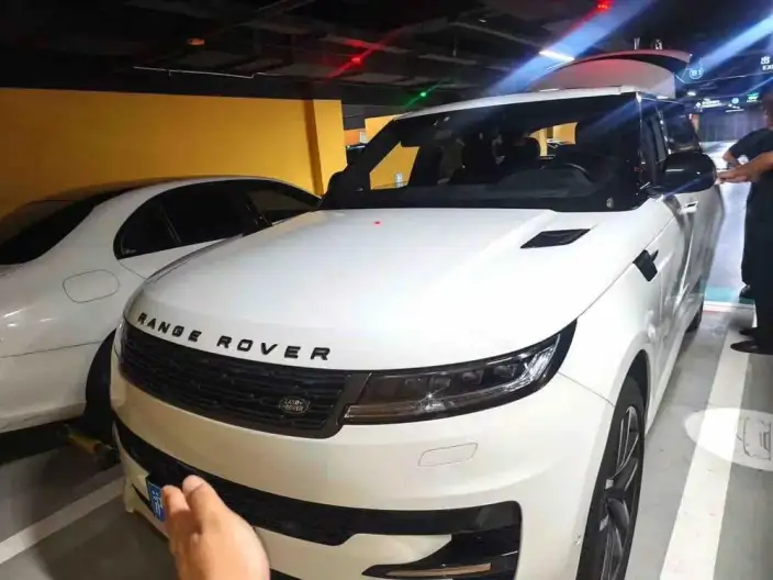 Range Rover Sport 2025 Model 400PS DYNAMIC SE – фото 7