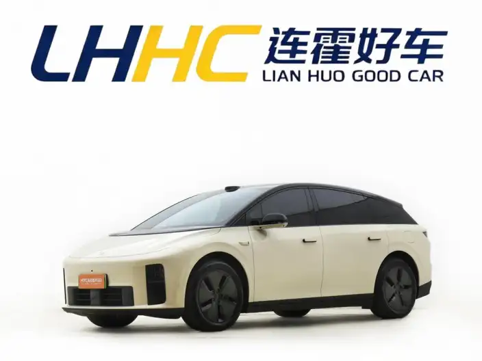 Li Auto i6 2025 Model 2WD Standard Edition – фото 1