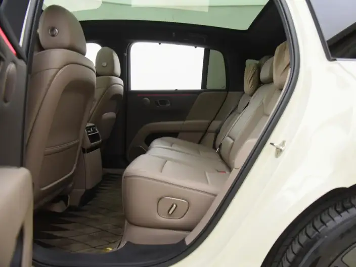 Li Auto i6 2025 Model 2WD Standard Edition – фото 14