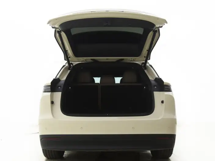 Li Auto i6 2025 Model 2WD Standard Edition – фото 16
