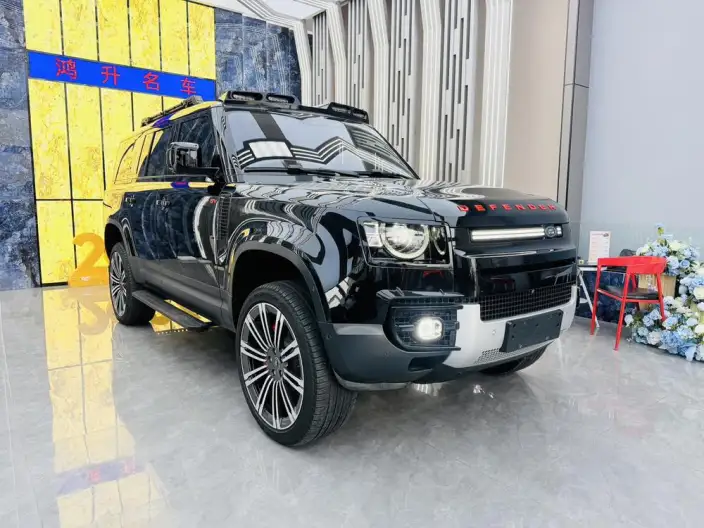 Land Rover Defender 2023 Model 130 3.0T P400 HSE – фото 3