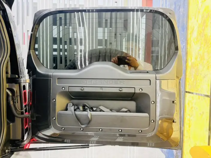 Land Rover Defender 2023 Model 130 3.0T P400 HSE – фото 27