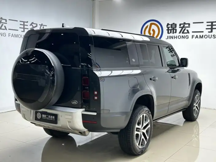 Land Rover Defender 2023 Model 130 3.0T P400 HSE – фото 6