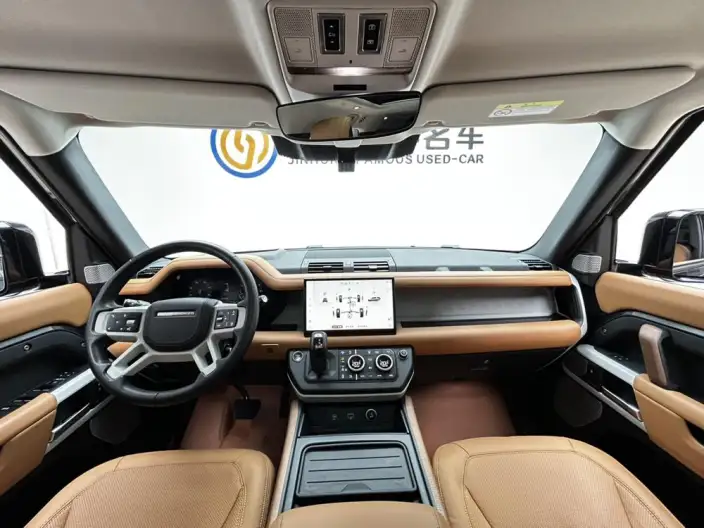 Land Rover Defender 2023 Model 130 3.0T P400 HSE – фото 15