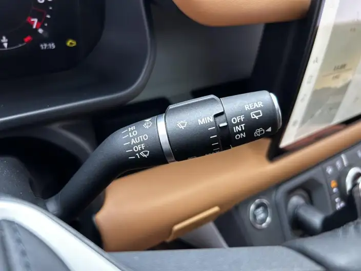 Land Rover Defender 2023 Model 130 3.0T P400 HSE – фото 19
