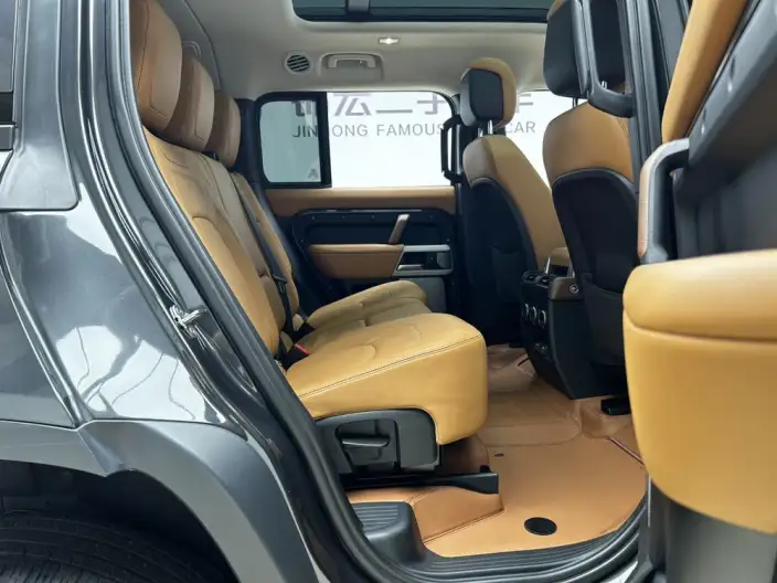 Land Rover Defender 2023 Model 130 3.0T P400 HSE – фото 28