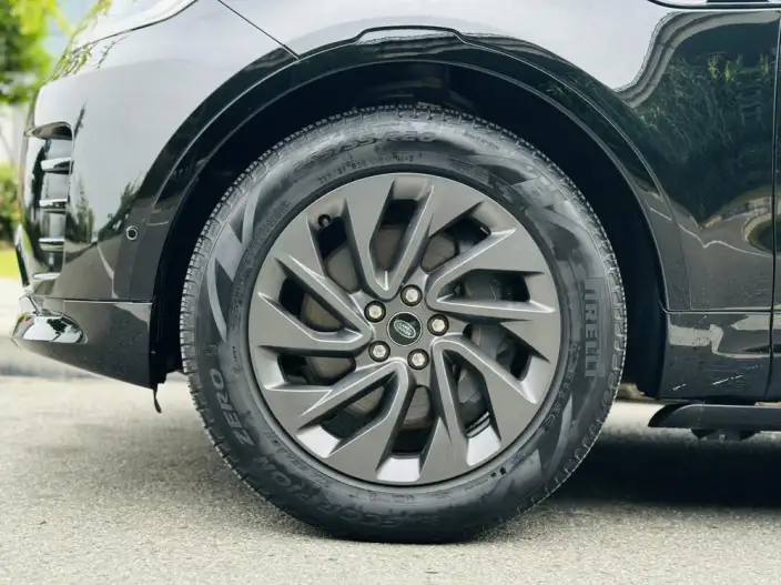 Land Rover Discovery 2024 Model 360PS S – фото 4