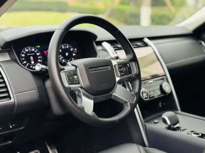 Land Rover Discovery 2021 Model 360PS R-Dynamic SE – фото 11