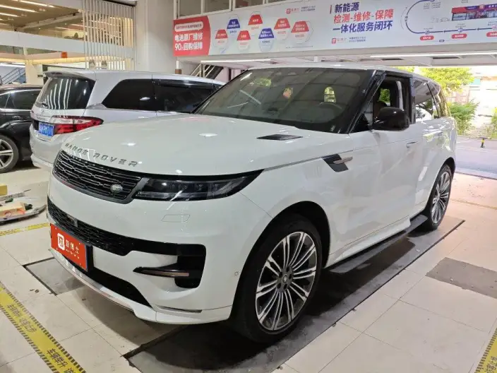 Range Rover Sport 2023 Model 3.0 L6 DYNAMIC SE – фото 1