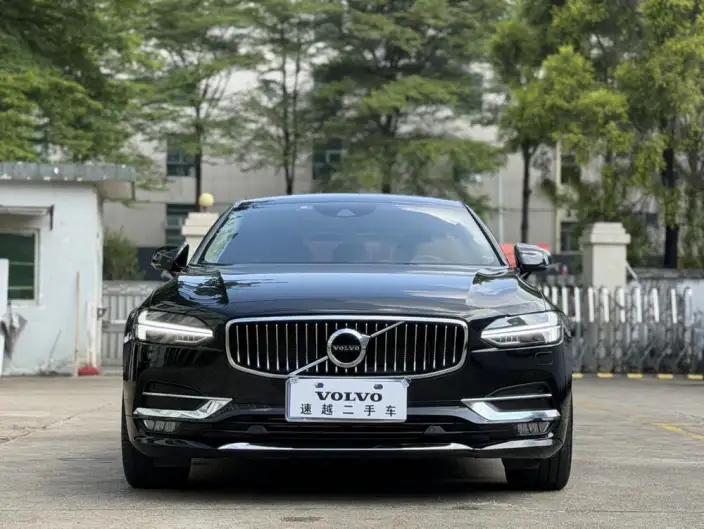 Volvo S90 2020 Model T5 Smart Range Deluxe Edition – фото 2
