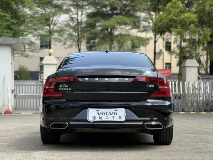 Volvo S90 2020 Model T5 Smart Range Deluxe Edition – фото 5