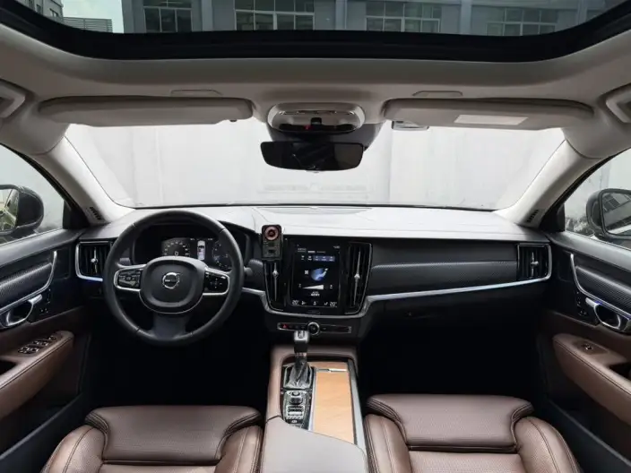 Volvo S90 2020 Model T5 Smart Range Deluxe Edition – фото 17
