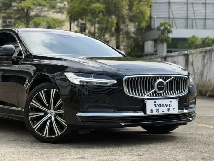 Volvo S90 2023 Model B5 Smart Range Deluxe Edition – фото 11