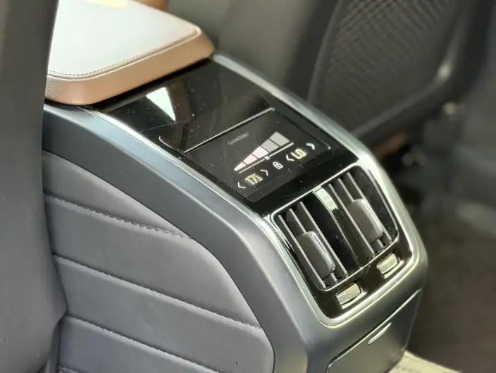 Volvo S90 2023 Model B5 Smart Range Deluxe Edition – фото 12