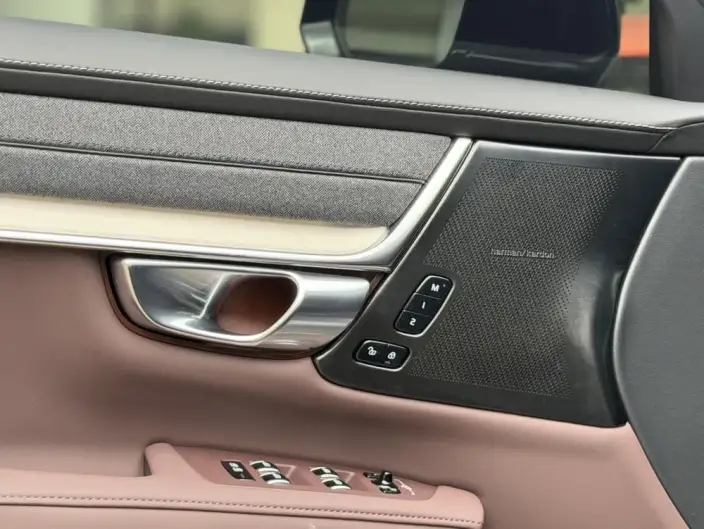 Volvo S90 2026 Model B5 Smart Range Deluxe Edition – фото 9