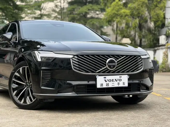 Volvo S90 2026 Model B5 Smart Range Deluxe Edition – фото 13